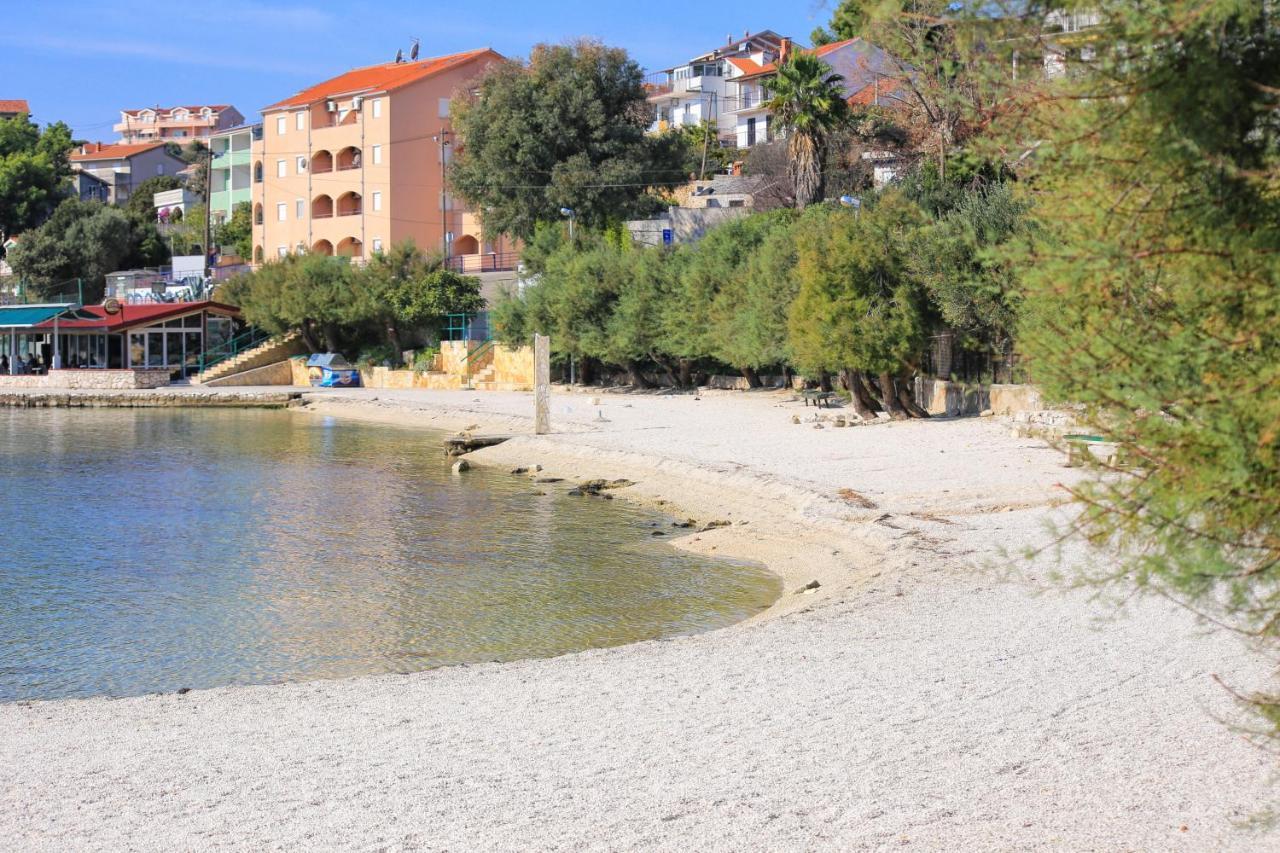 Apartments By The Sea Marina, Trogir - 9037 Exterior foto